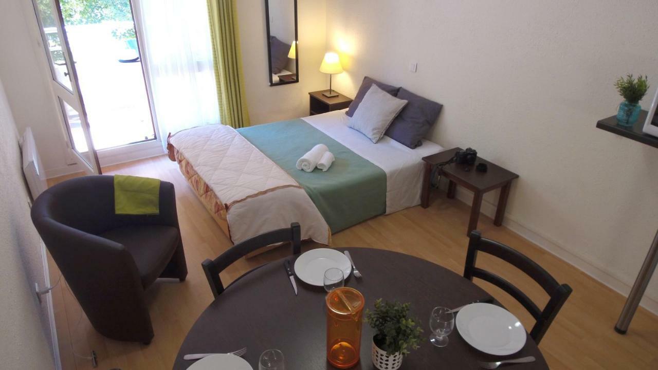 Vvf Sud Aveyron Hotel Brusque Kültér fotó