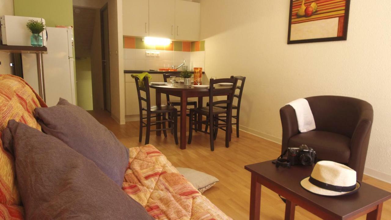 Vvf Sud Aveyron Hotel Brusque Kültér fotó
